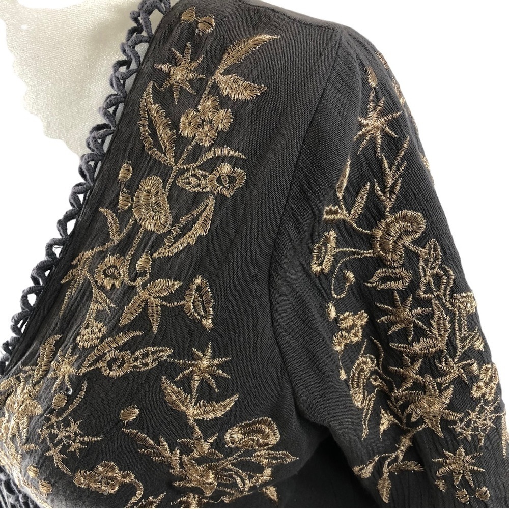 En Crème Popover Top Dress Women M Gray with Gold Metallic Thread Embroidery - Picture 2 of 11